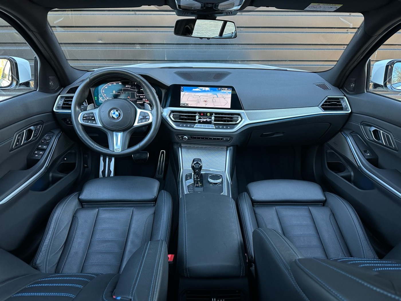Foto van BMW 330e
