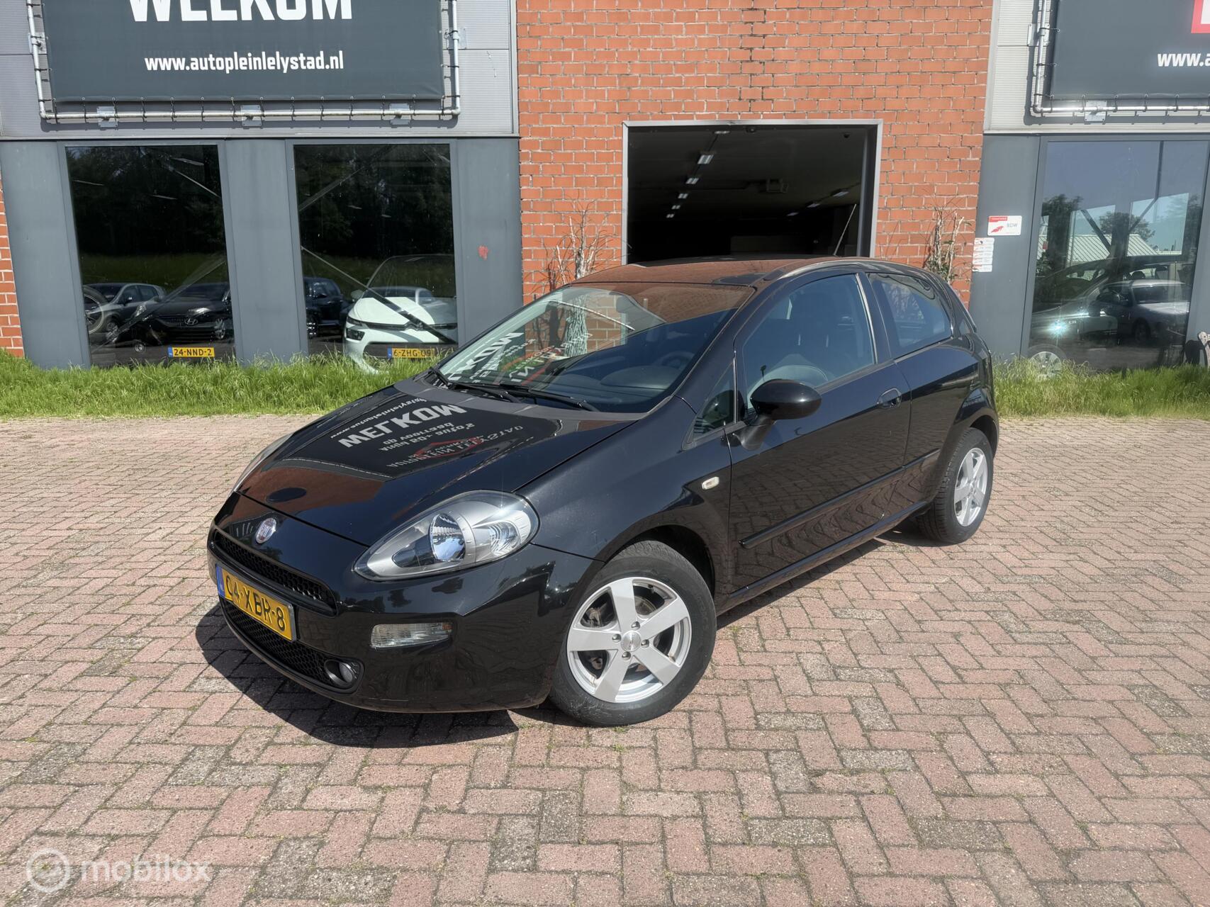 Fiat Punto Evo 0.9 TwinAir Easy 2012 - voorkant