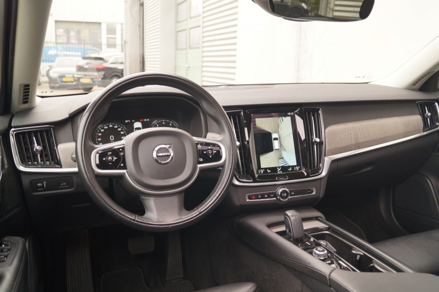 Foto van Volvo V90 Cross Country