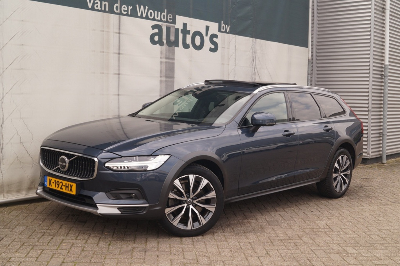 Foto van Volvo V90 Cross Country