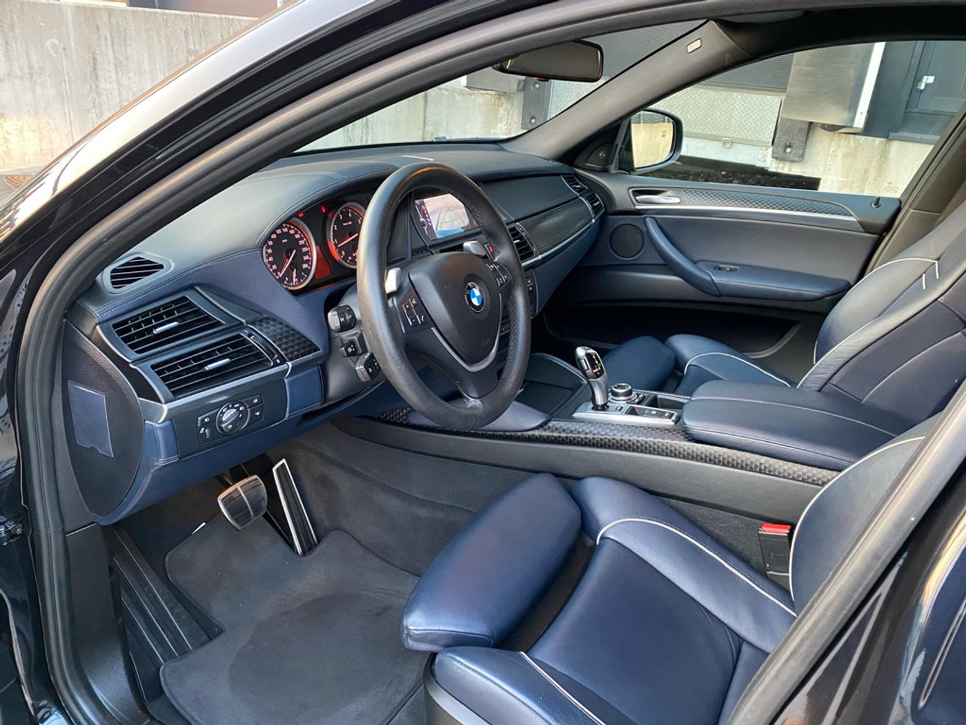 Foto van BMW X6 Xdrive50i