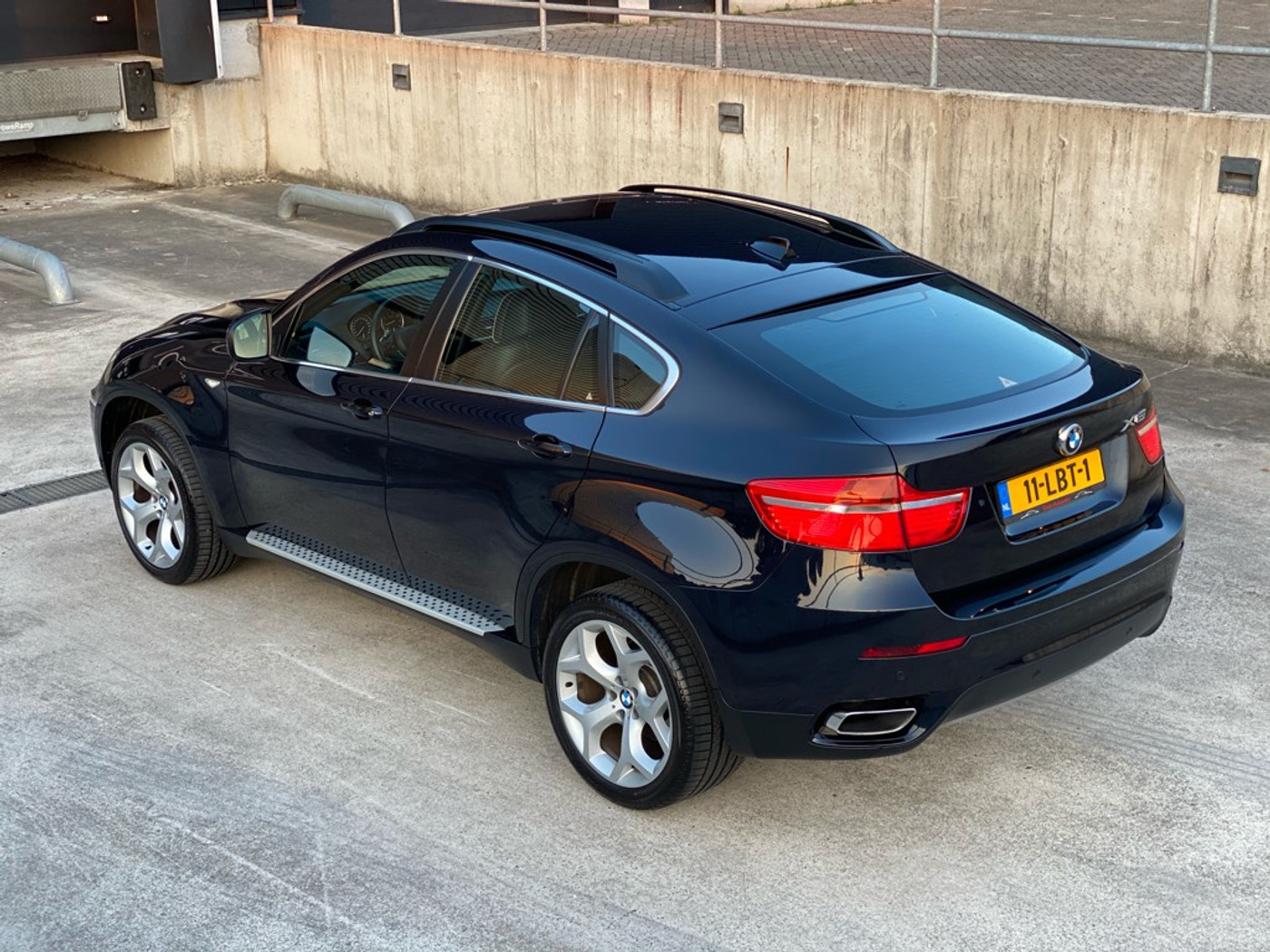 Foto van BMW X6 Xdrive50i