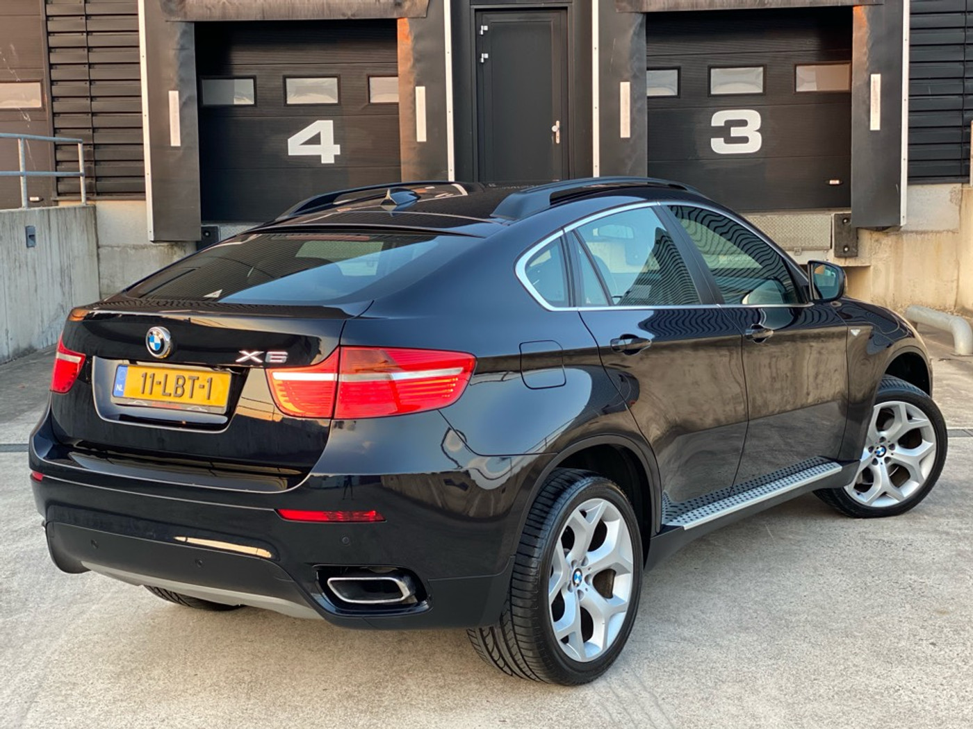 Foto van BMW X6 Xdrive50i