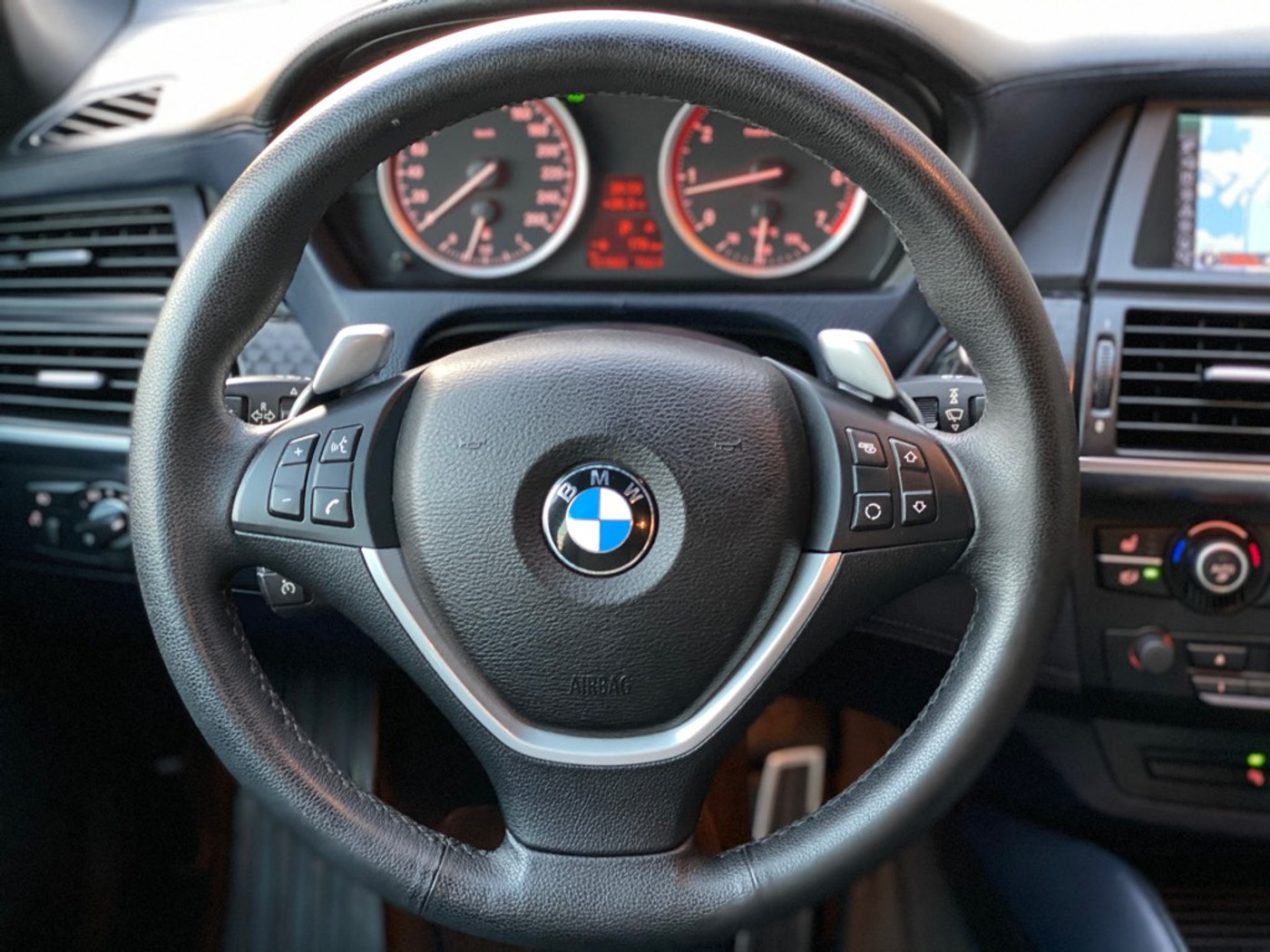 Foto van BMW X6 Xdrive50i