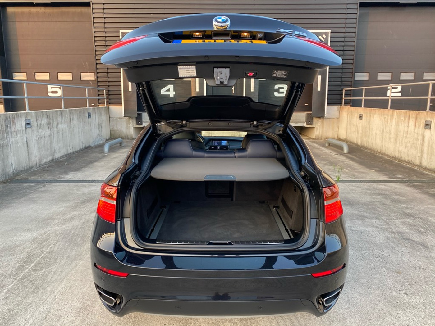 Foto van BMW X6 Xdrive50i