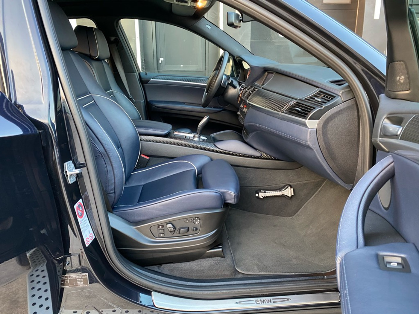 Foto van BMW X6 Xdrive50i