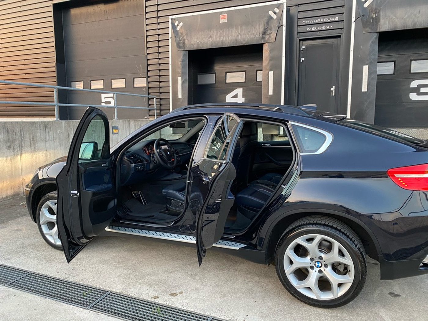 Foto van BMW X6 Xdrive50i