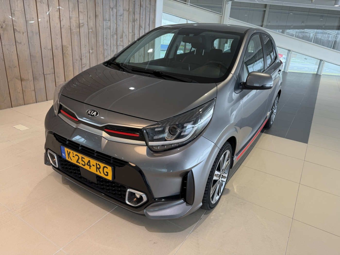 Kia Picanto 1.0 DPi GT-Line 2021 - voorkant
