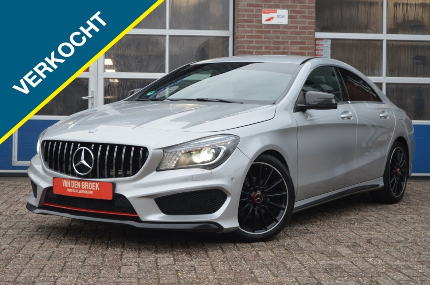 Mercedes-Benz Cla 180 180 AMG | AUT - NAVI - STOEL.VERW 2015 - voorkant