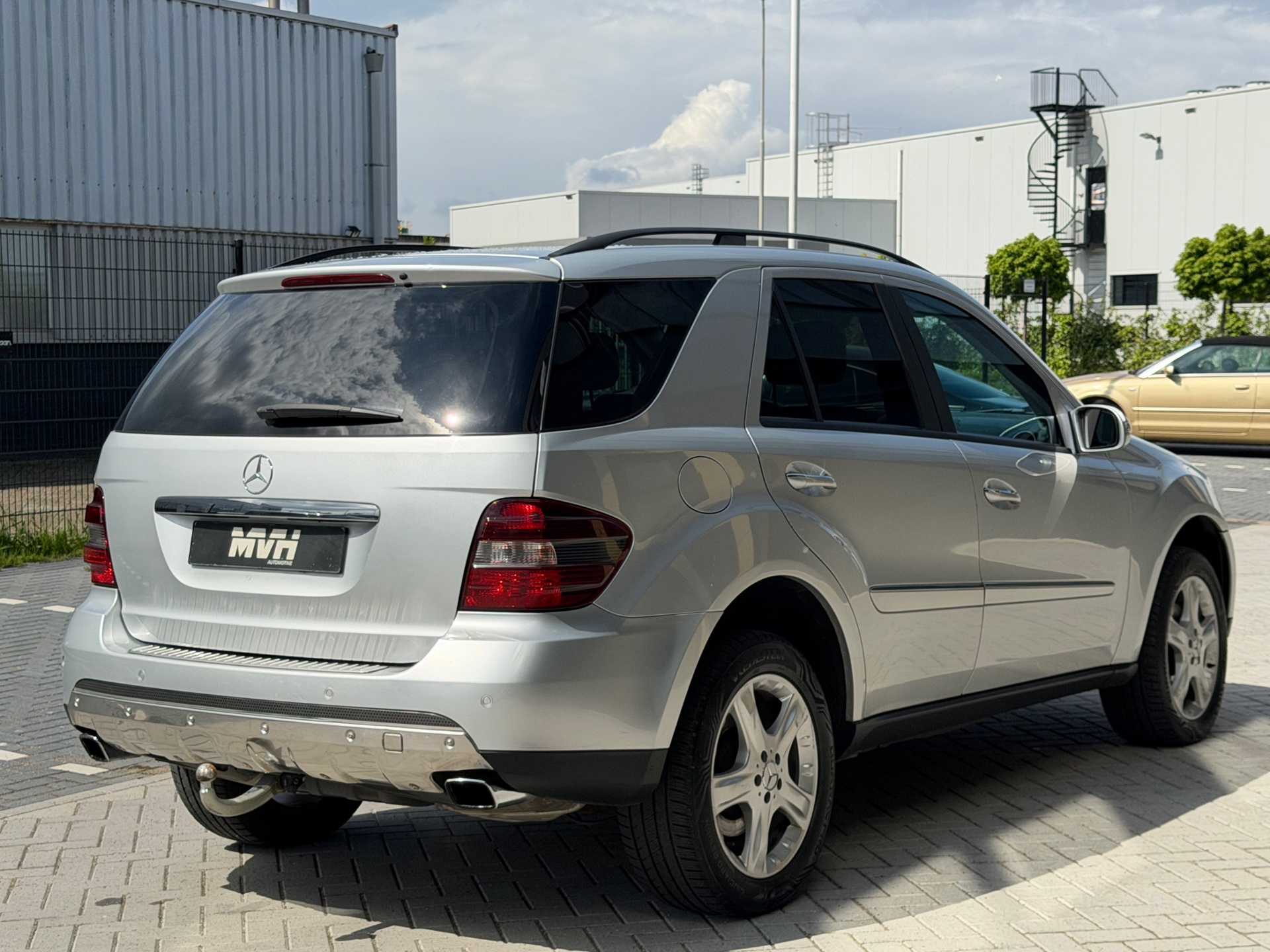 Foto van Mercedes-Benz ML 350