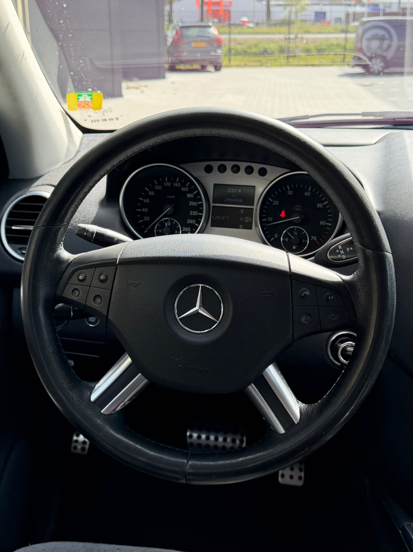 Foto van Mercedes-Benz ML 350