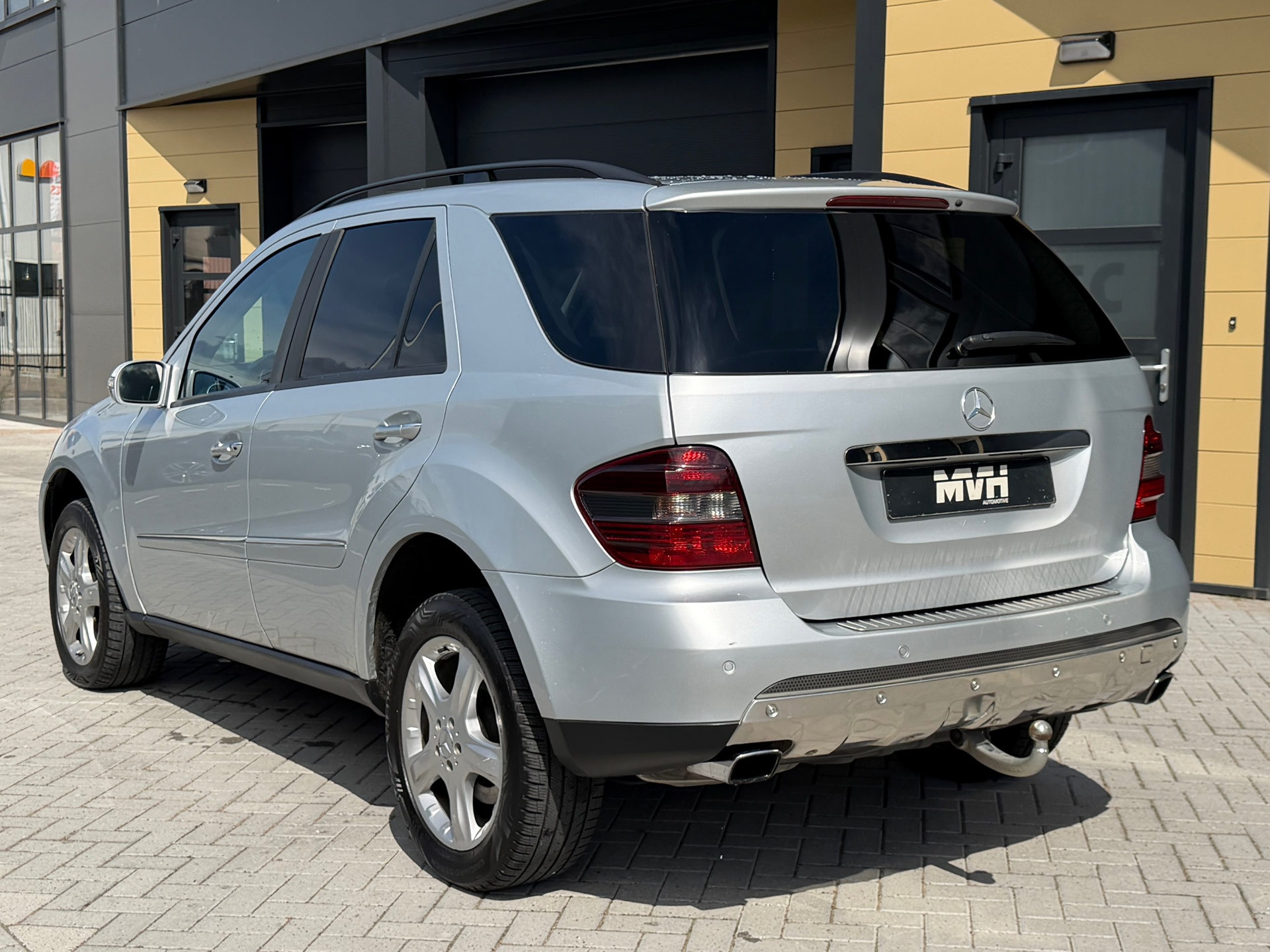 Foto van Mercedes-Benz ML 350