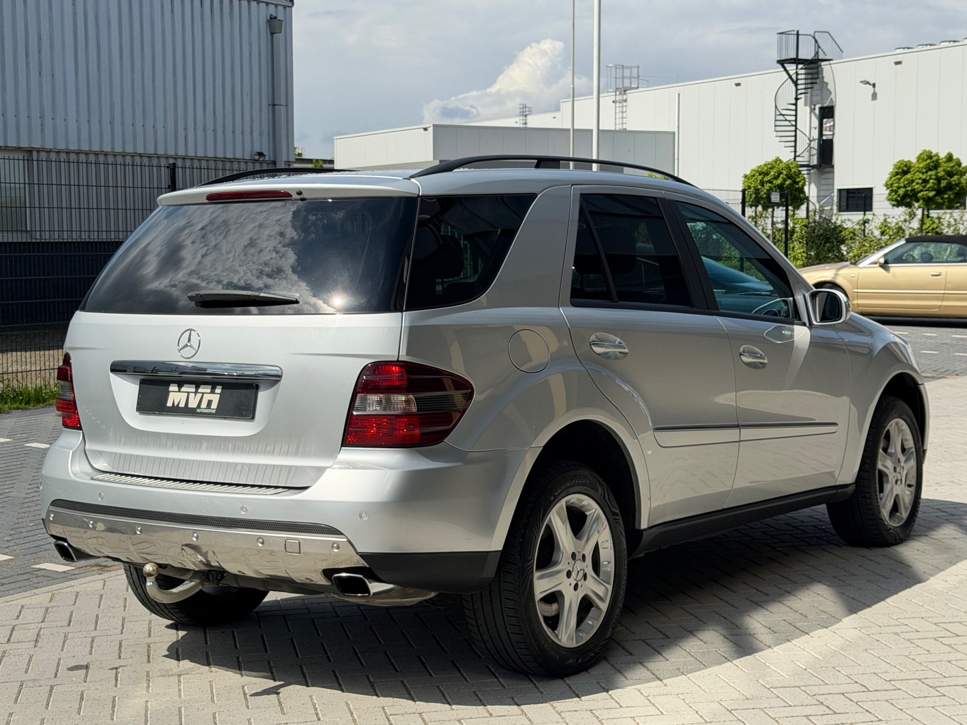 Foto van Mercedes-Benz ML 350