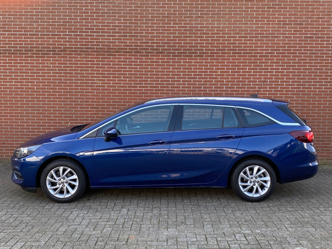 Foto van Opel Astra Sports Tourer+