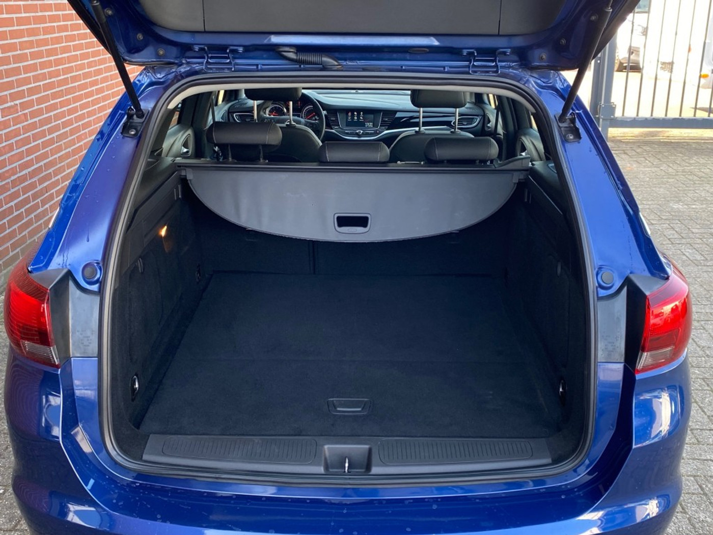 Foto van Opel Astra Sports Tourer+