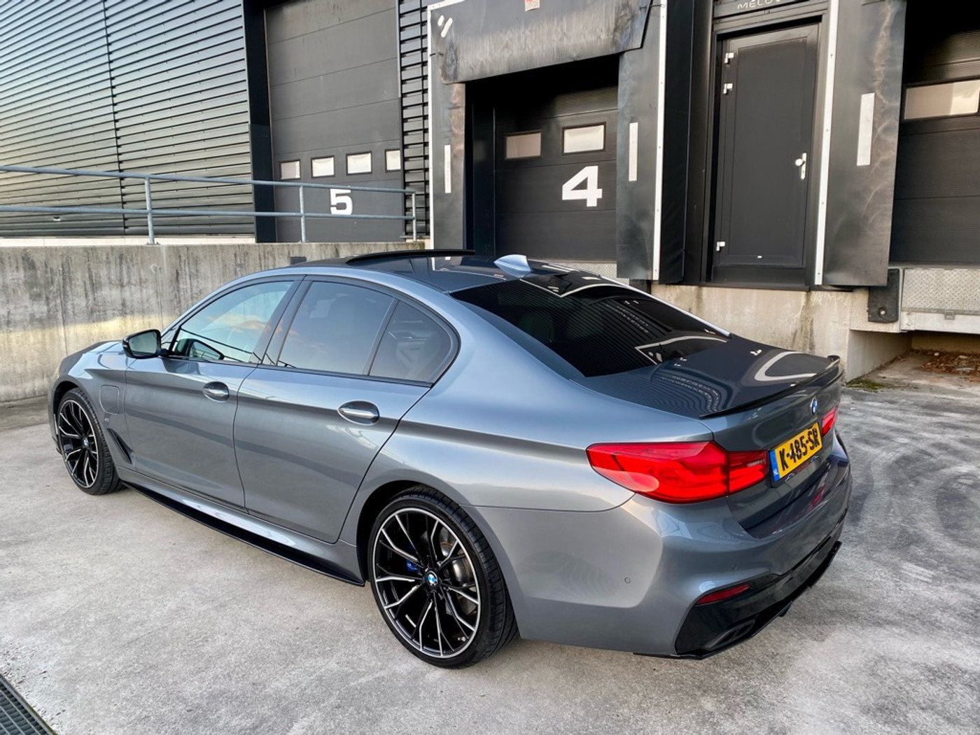Foto van BMW 530e Iperformance
