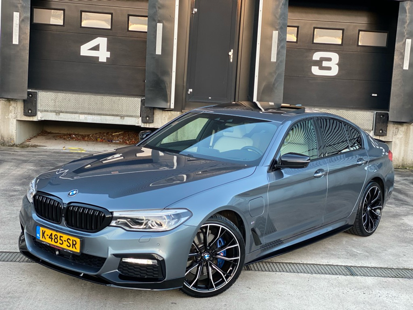 Foto van BMW 530e Iperformance
