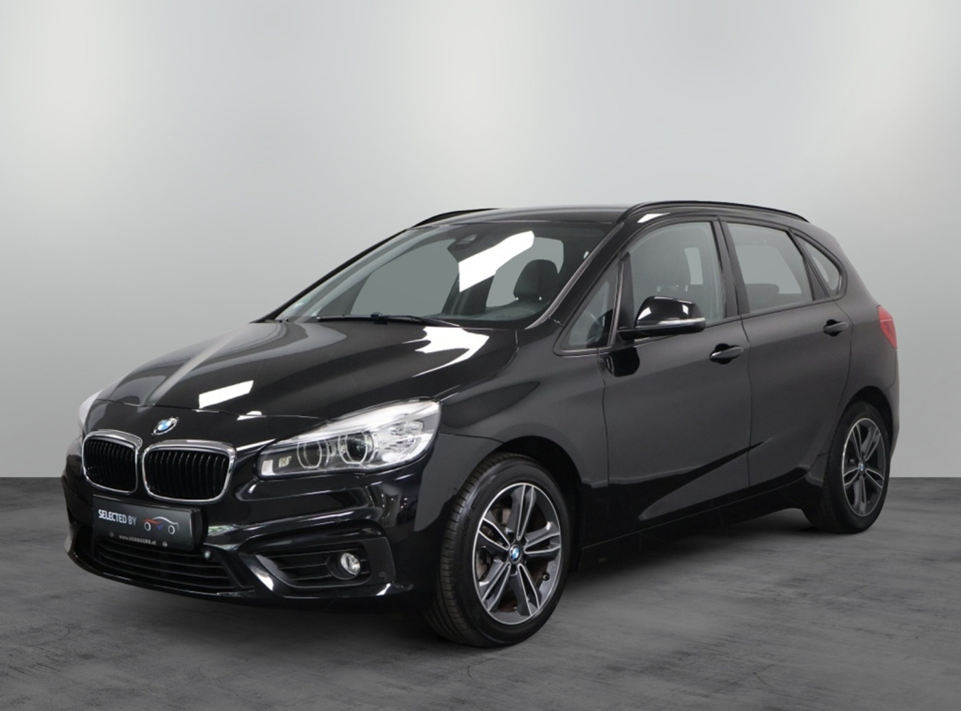 BMW 218i Active Tourer 218i High Executive | Leder | Automaat | 2018 - voorkant
