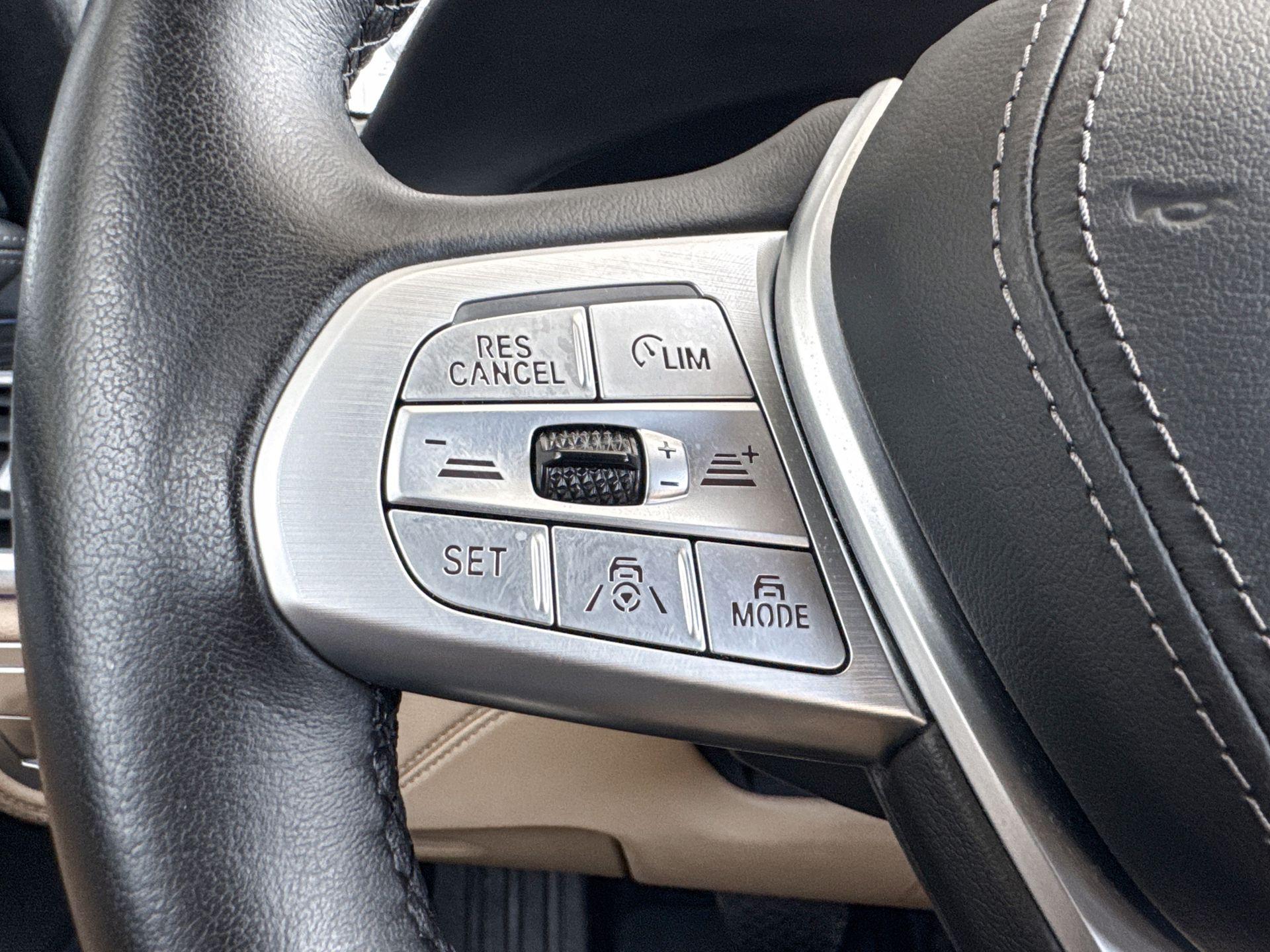 Foto van BMW 745e