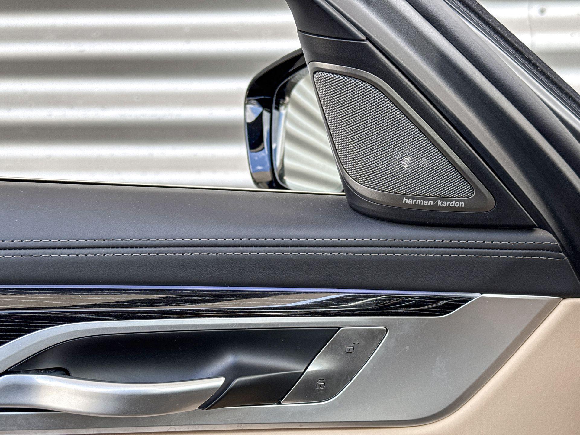 Foto van BMW 745e