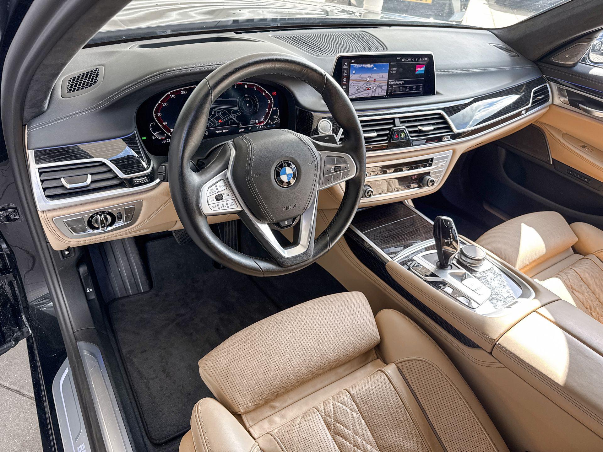 Foto van BMW 745e