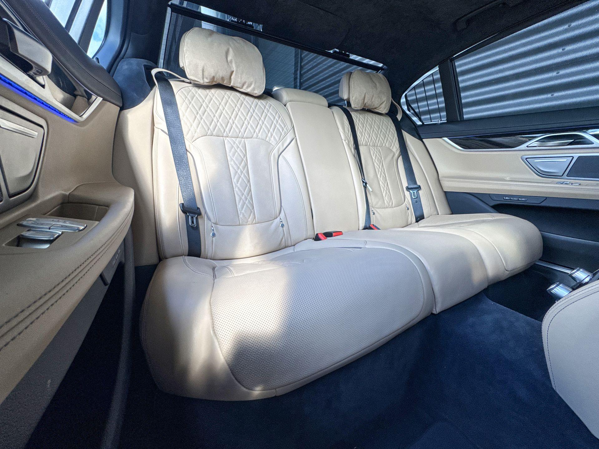 Foto van BMW 745e