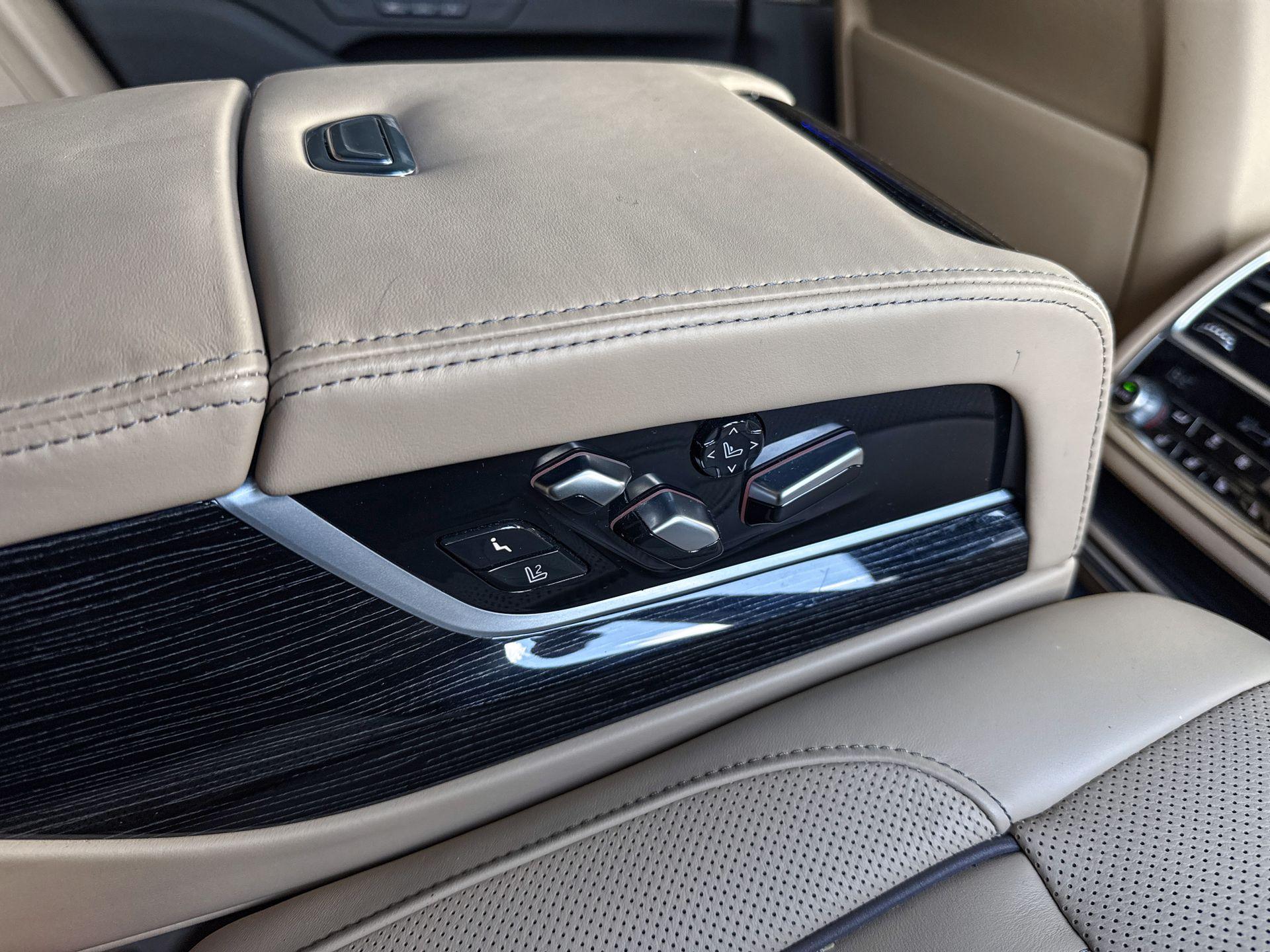Foto van BMW 745e