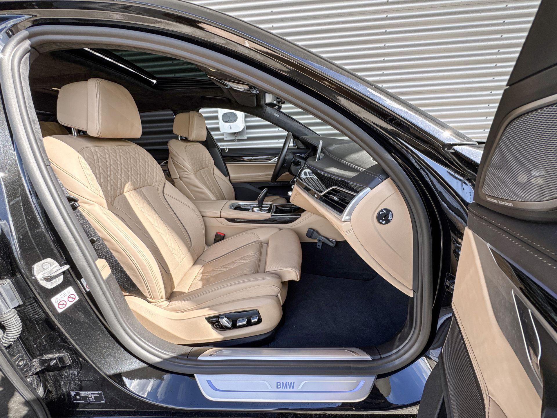 Foto van BMW 745e