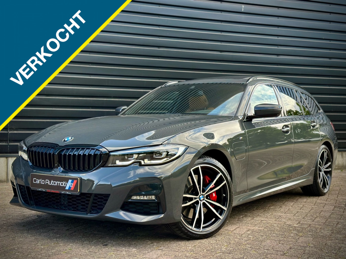 BMW 3-serie Touring 330e eDrive Edition 2021 - voorkant