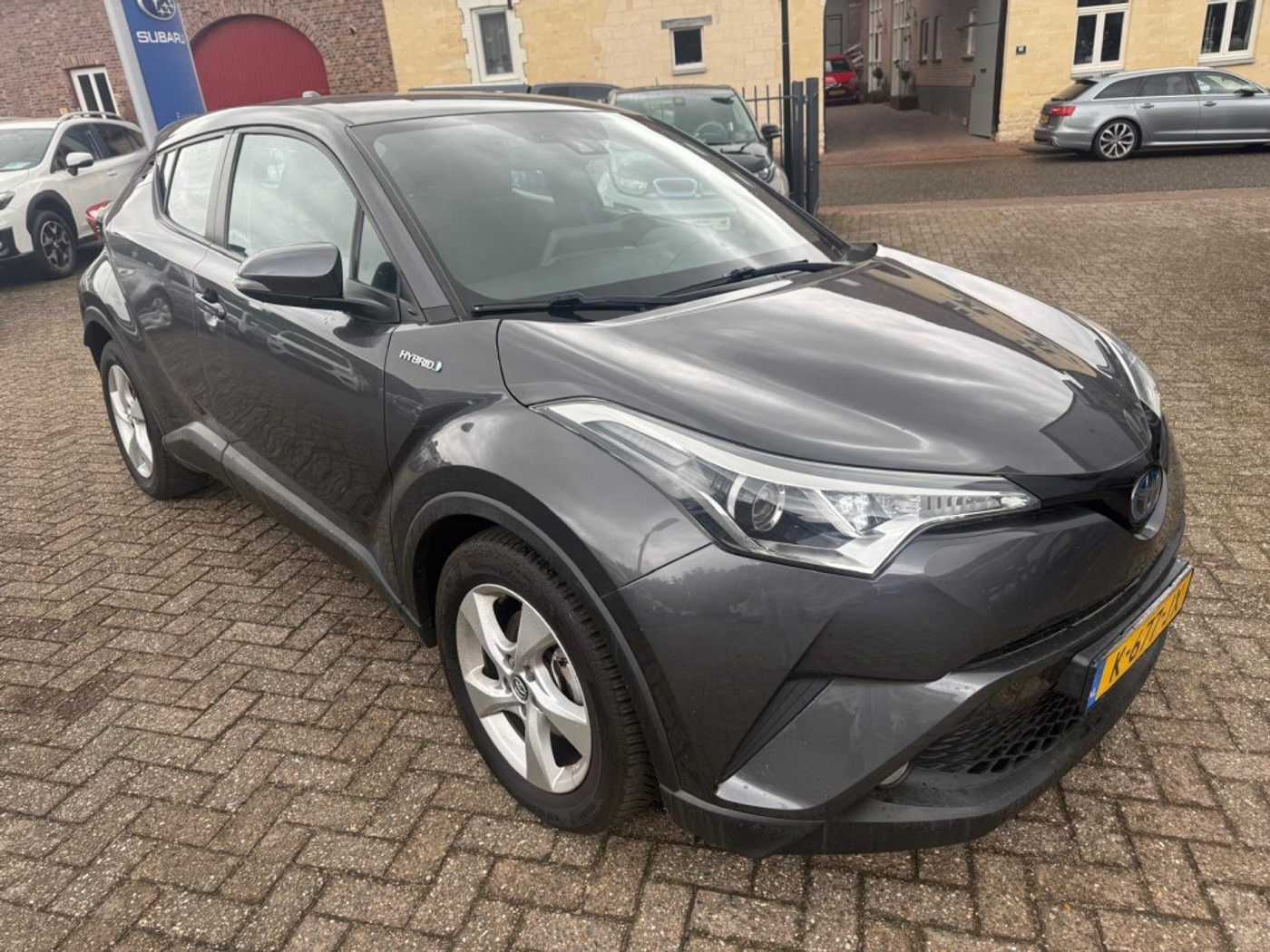 Foto van Toyota Toyota C-hr