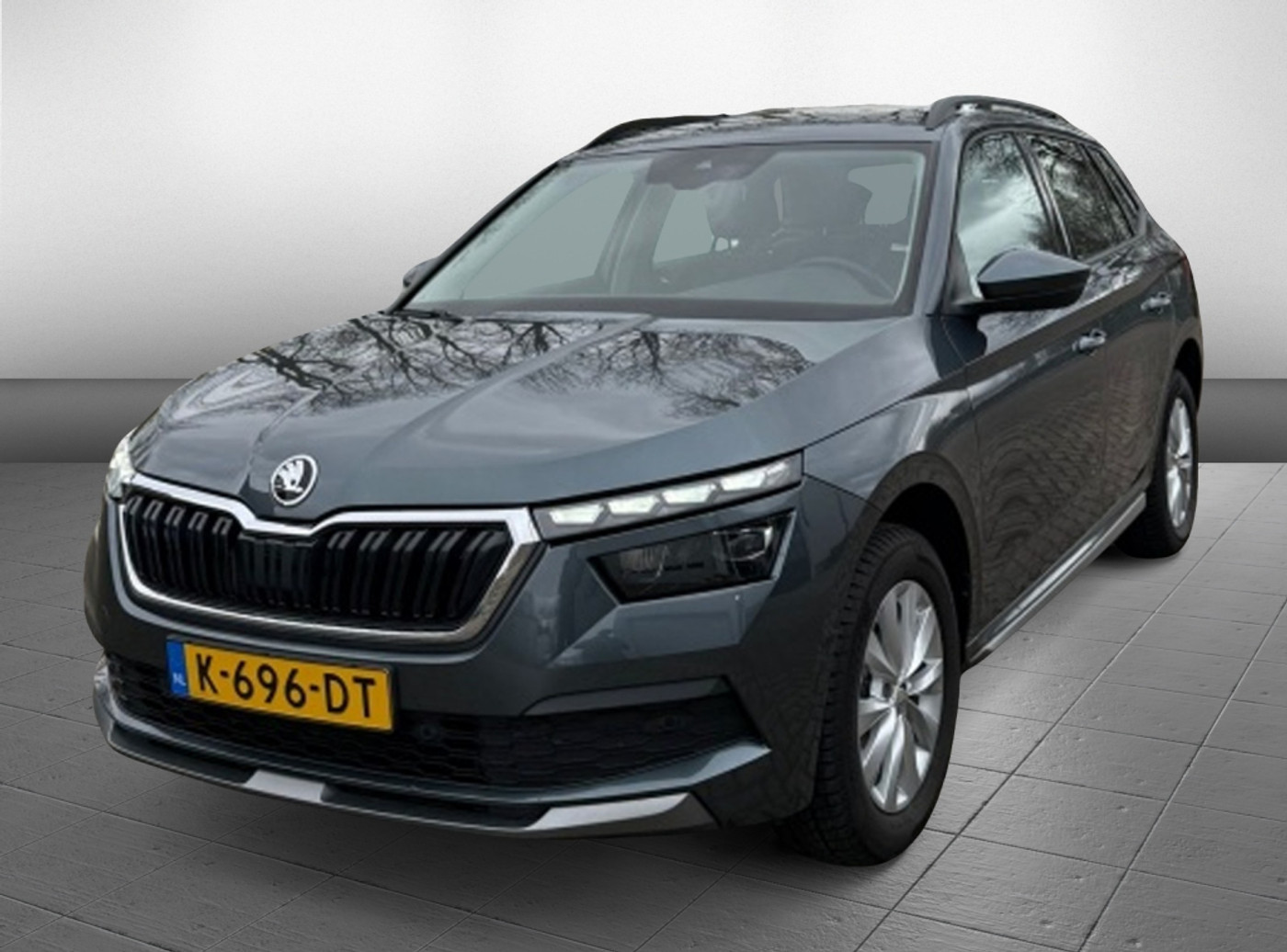 Skoda Kamiq 1.0 TSI virtual cockpit stoe verw. 2020 - voorkant