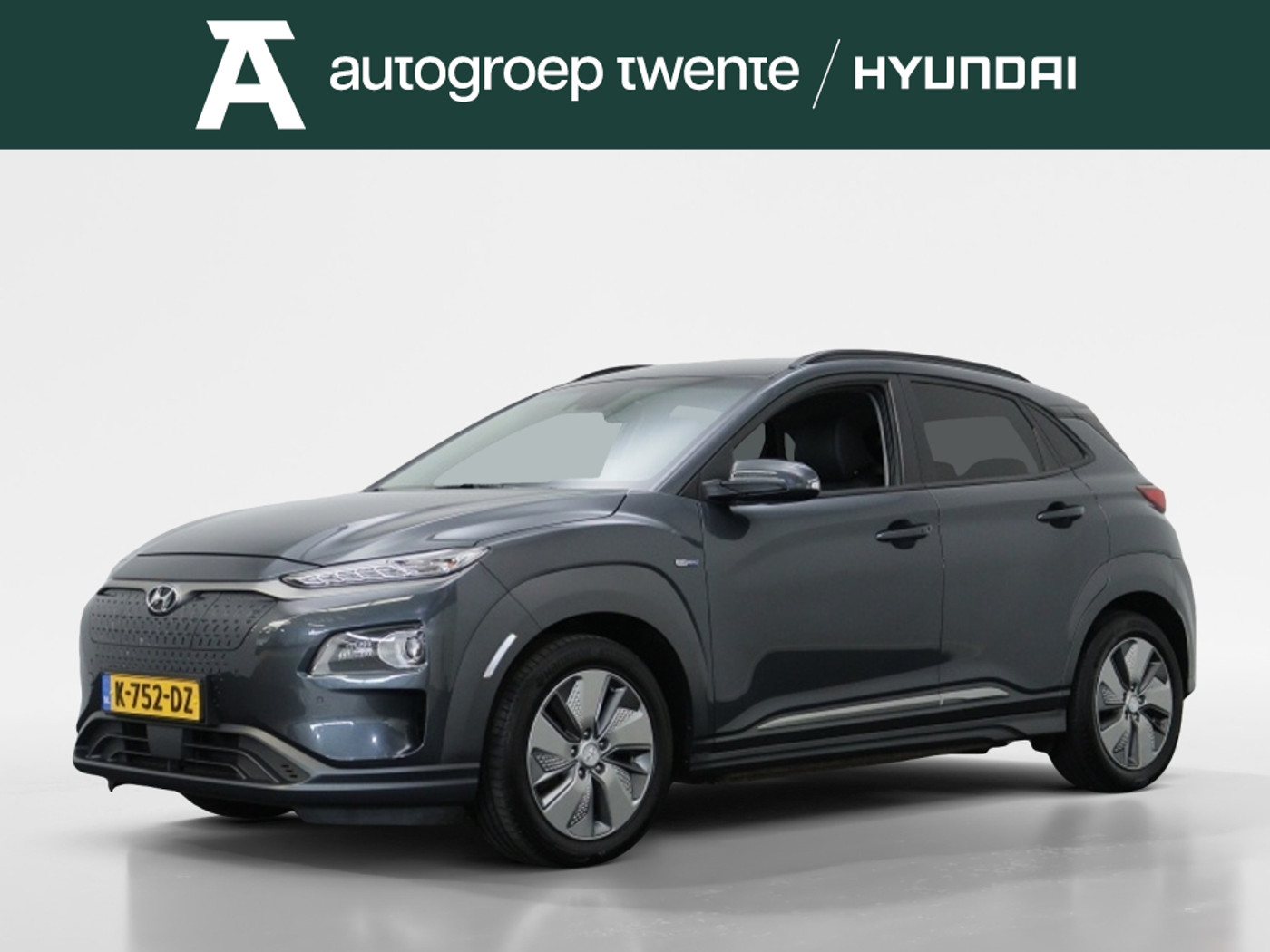 Hyundai Kona EV Premium 64 kWh | Stoelverwarming | Stoelventilatie | Navigati 2019 - voorkant