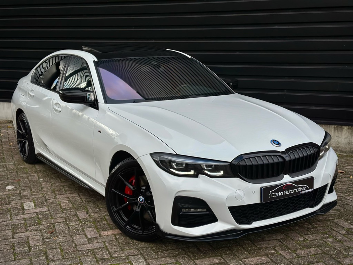 Foto van BMW 330e