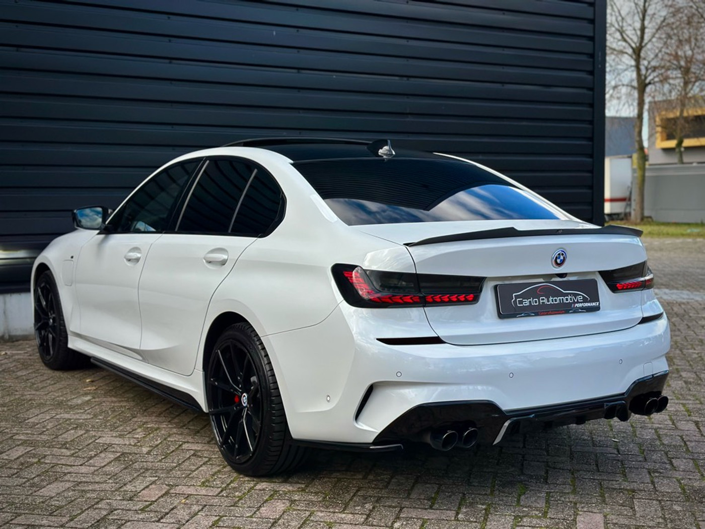 Foto van BMW 330e