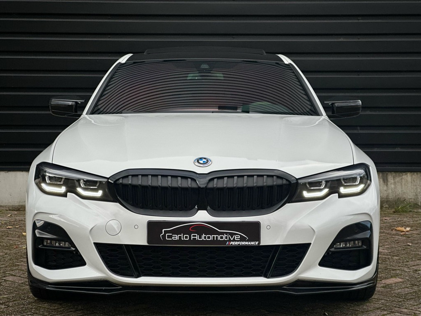 Foto van BMW 330e