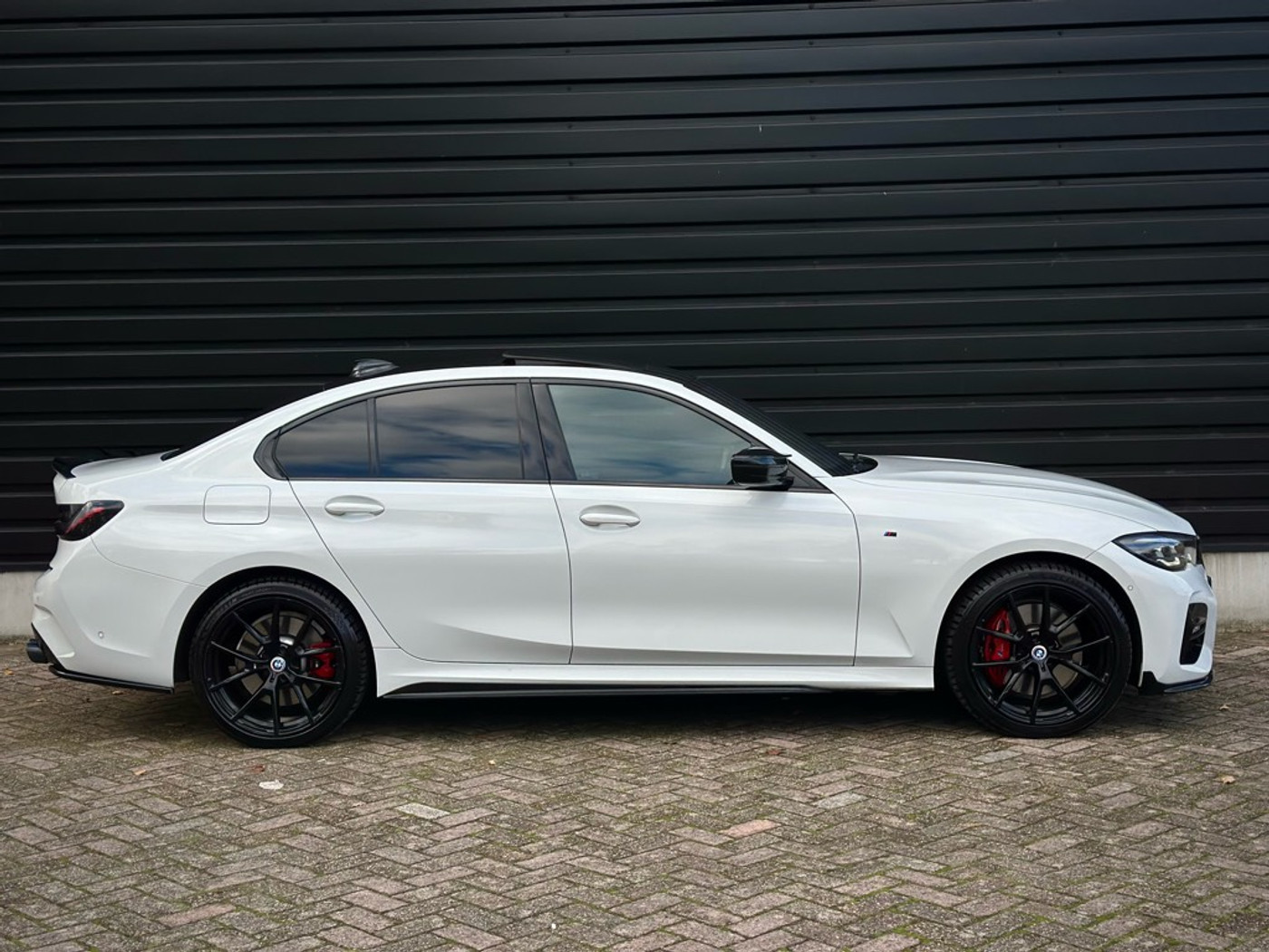 Foto van BMW 330e