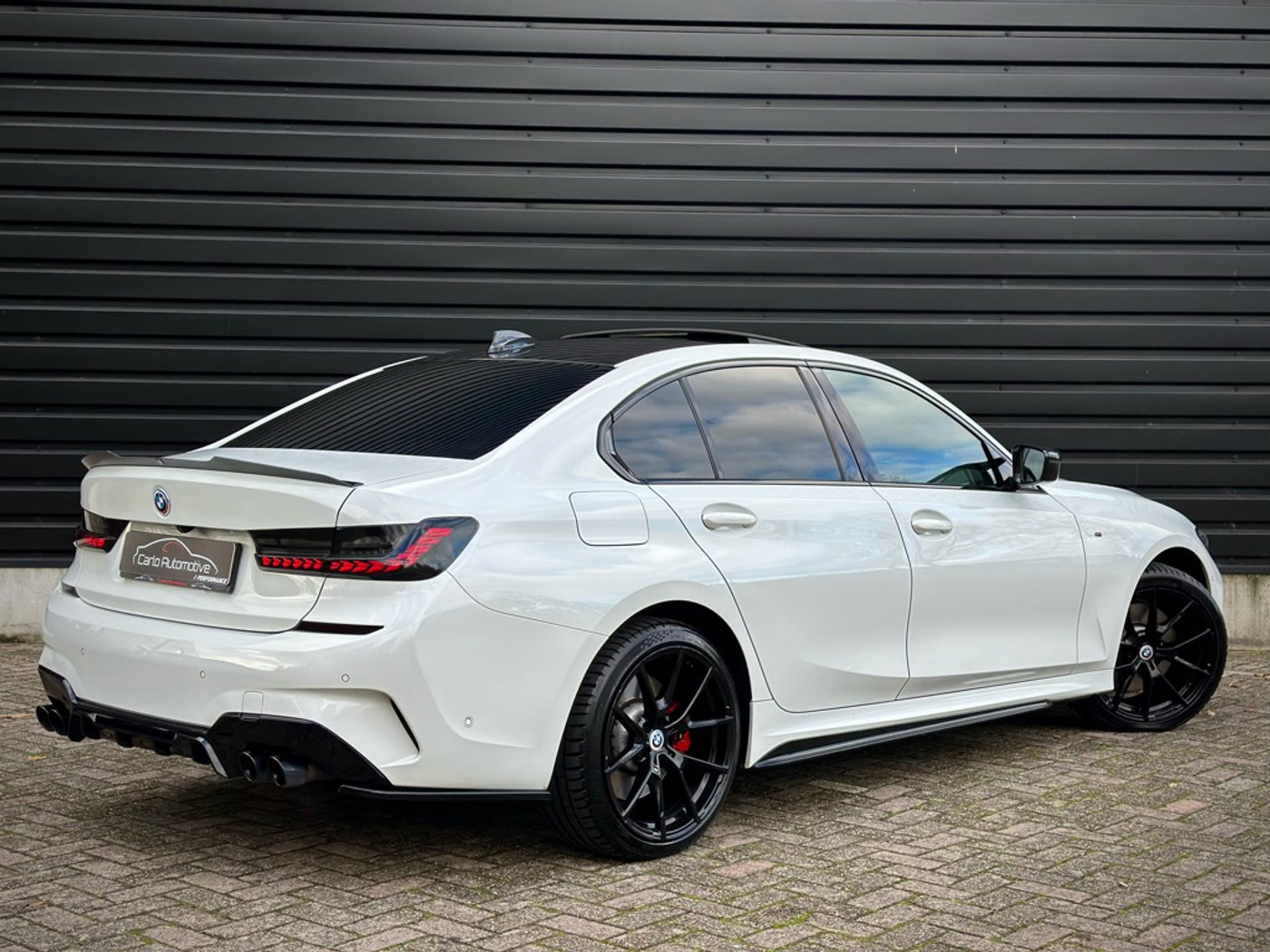 Foto van BMW 330e