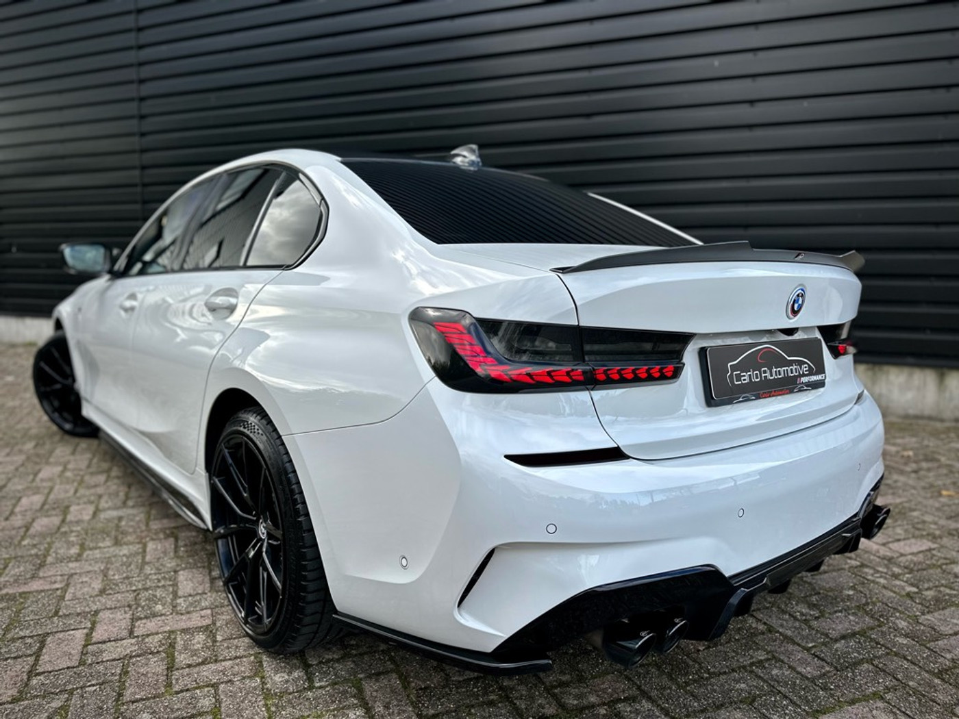 Foto van BMW 330e
