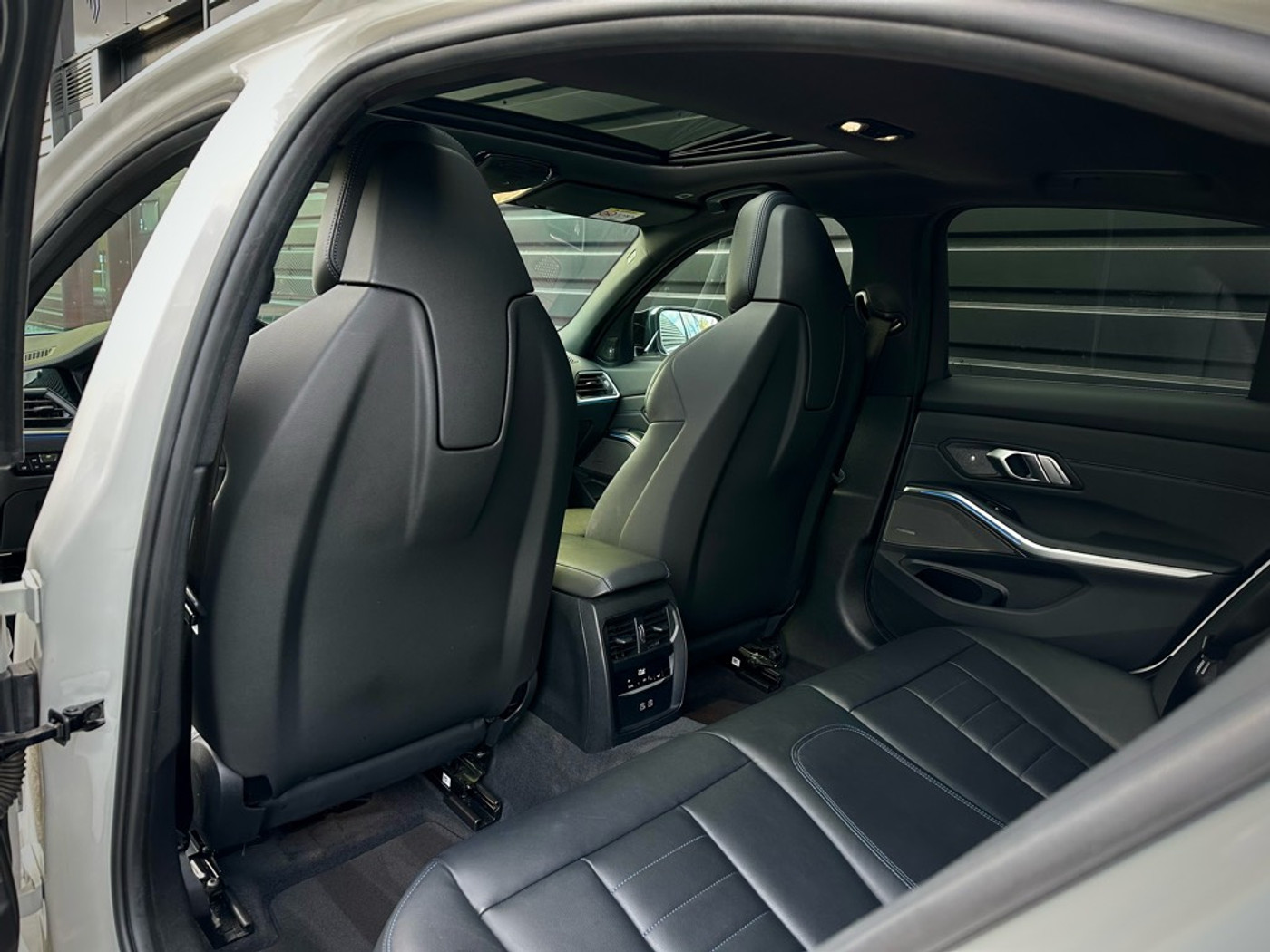 Foto van BMW 330e