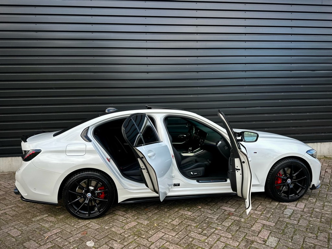 Foto van BMW 330e