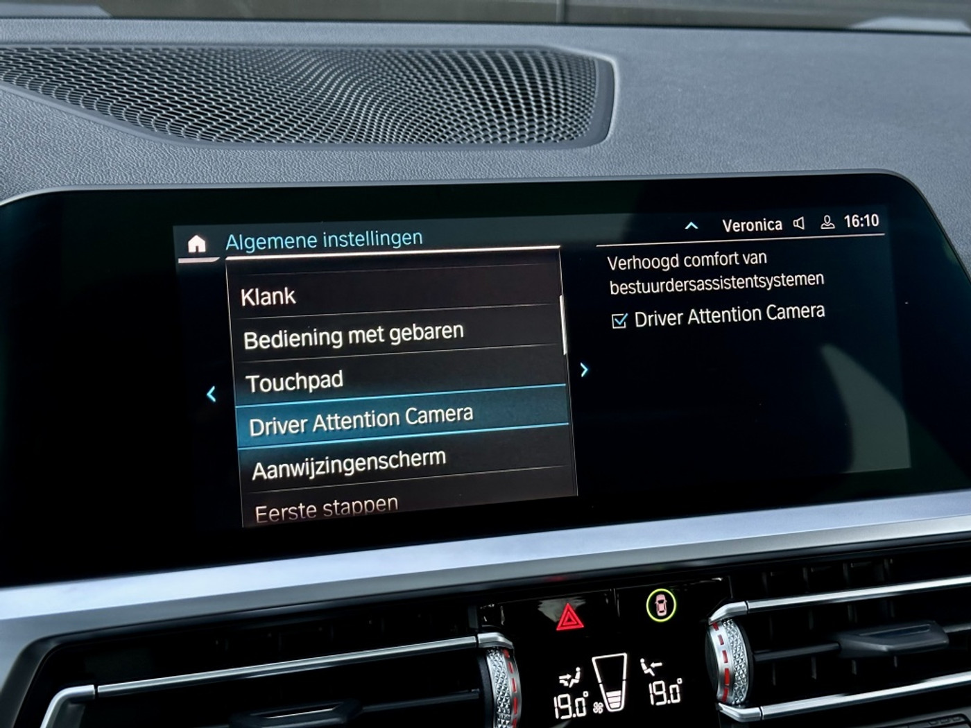 Foto van BMW 330e