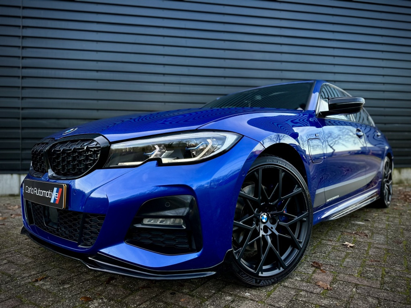 Foto van BMW 330e