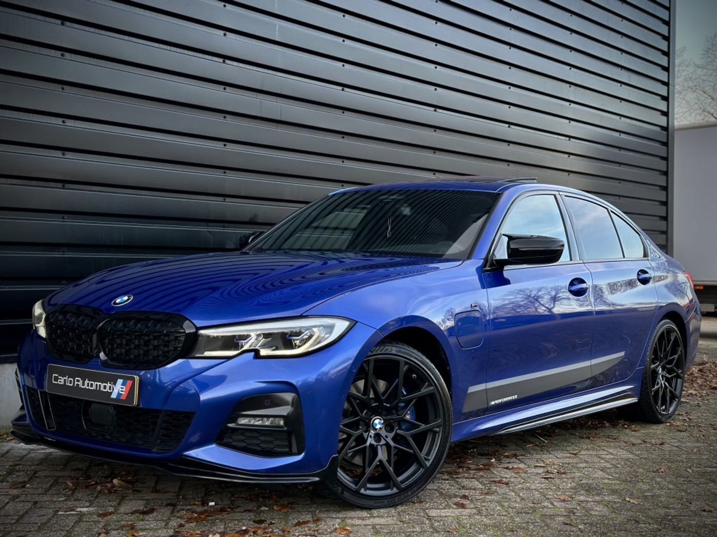 Foto van BMW 330e
