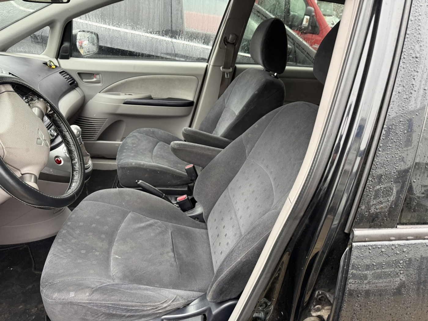 Foto van Mitsubishi Mitsubishi Grandis