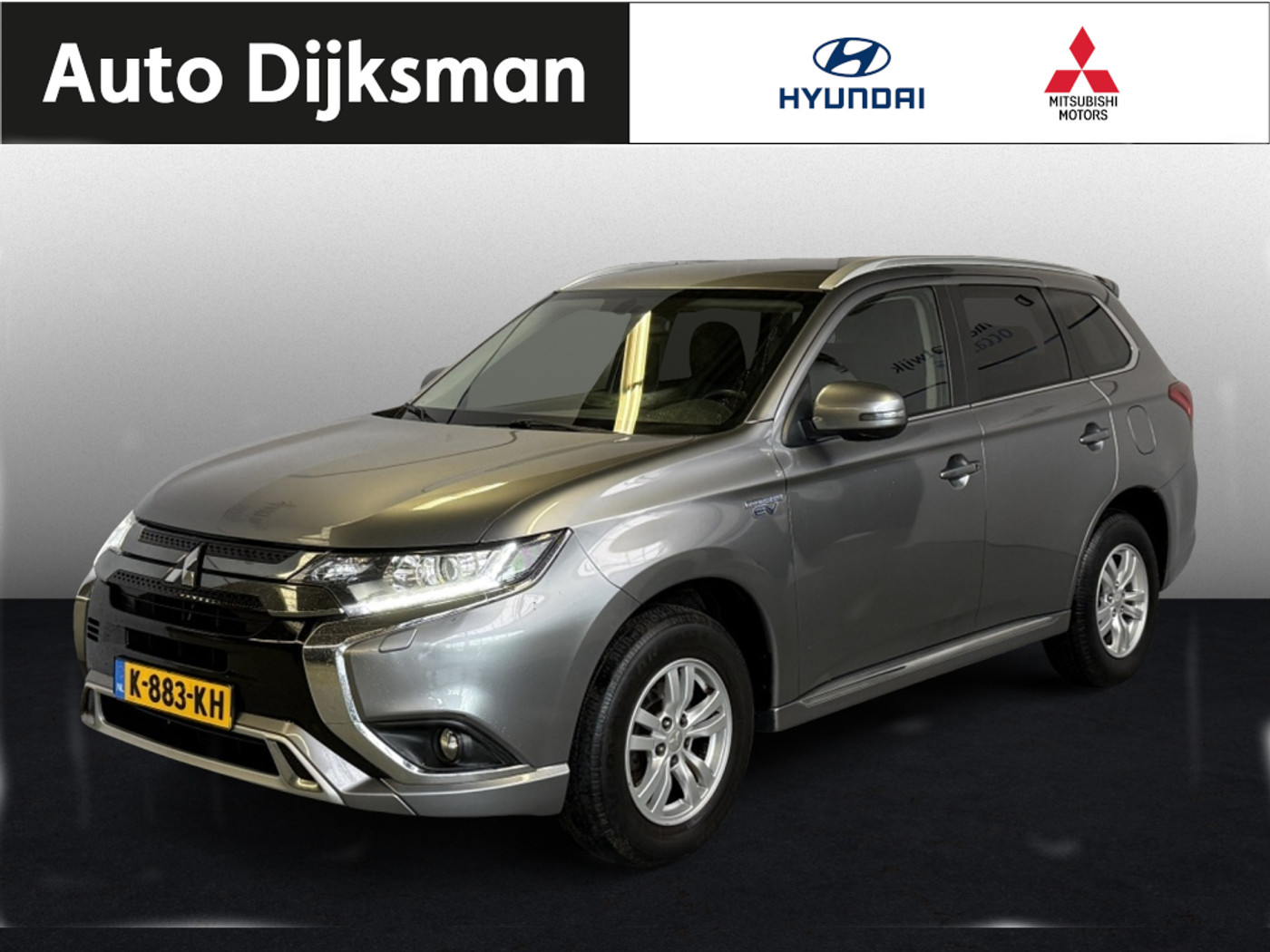 Mitsubishi Mitsubishi Outlander 2.4 PHEV Pure + Carplay 2021 - voorkant