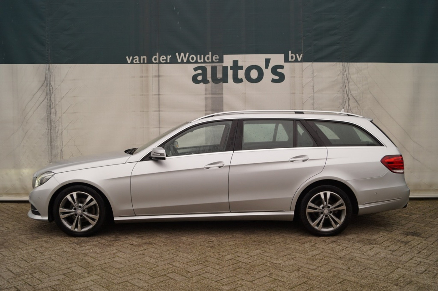 Mercedes-Benz E 200 Bluetec Estate 200 CDI BlueTec Ambition -S.DAK-LEER-NAVI- 2014 - voorkant