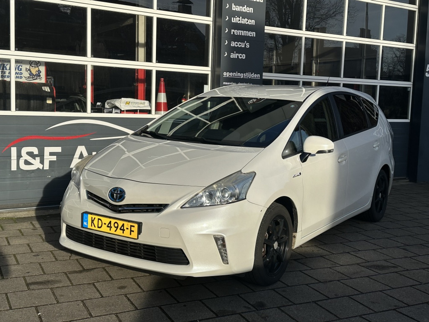 Toyota Toyota Prius Plus 1.8 Aspiration 7-Persoons 2014 - voorkant