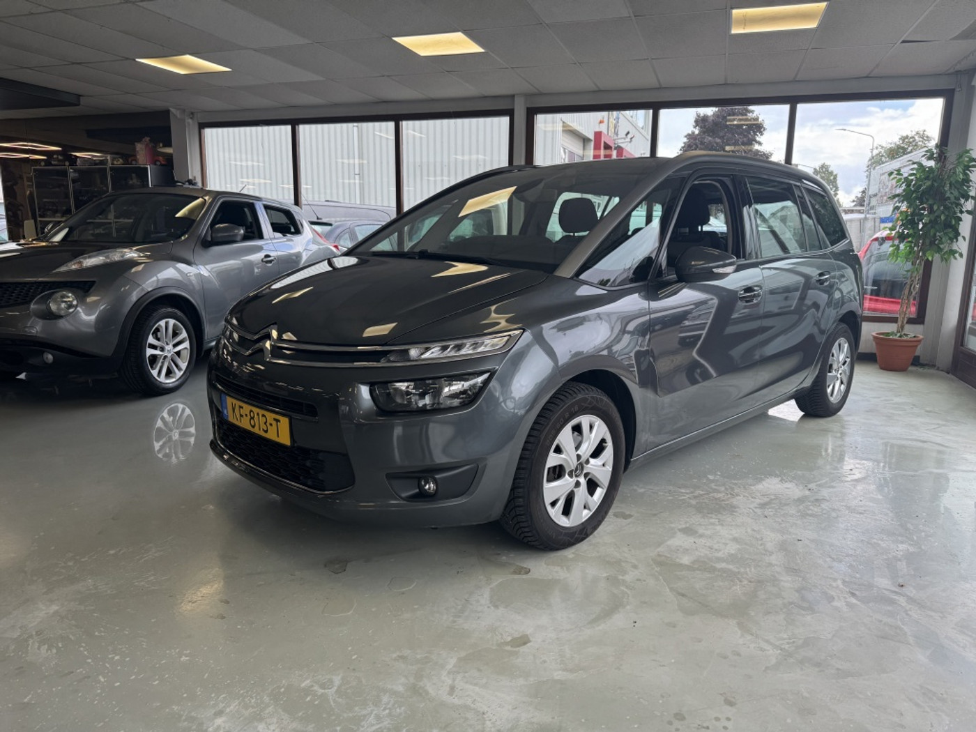 Citroen C4 Picasso 1.2 PureT. Business 2016 - voorkant