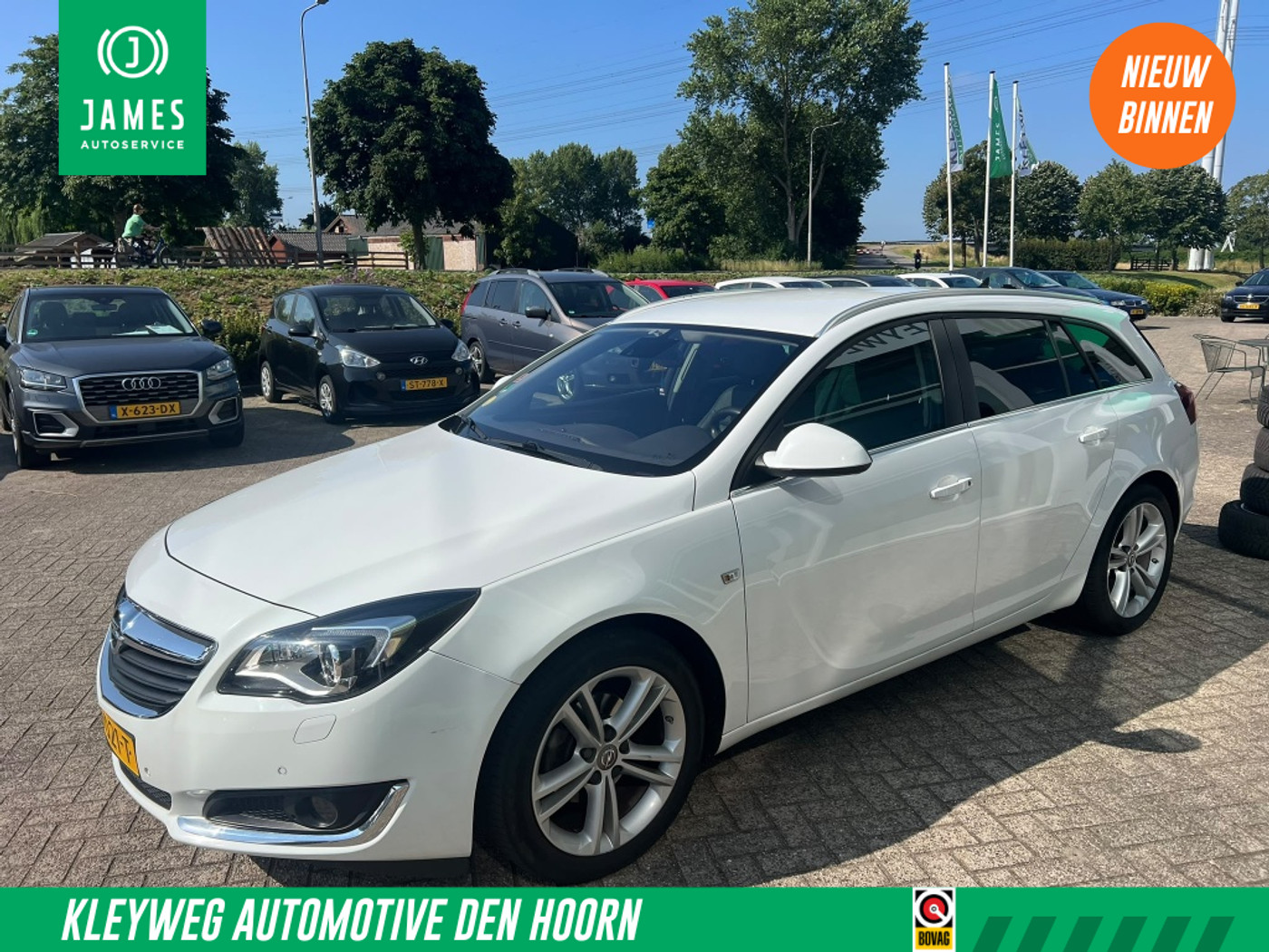 Opel Insignia Sports Tourer SW 1.6 CDTI Handel/Export Leer Navi Apple Carplay trekhhaak 2016 - voorkant