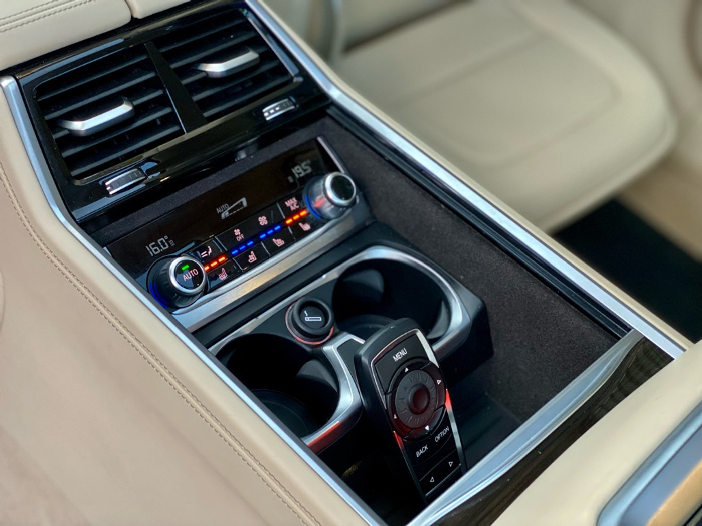 Foto van BMW 740li
